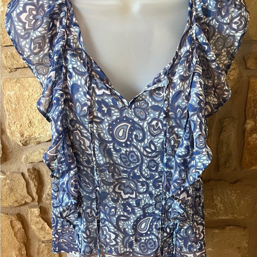 American Eagle Outfitters Blue & White Top Women’s Sz Small Flutter Sleeves